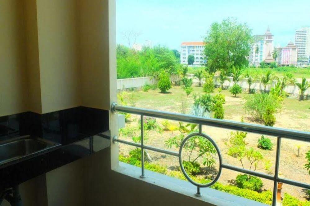 Leela Garden Villa Джомтьен Экстерьер фото